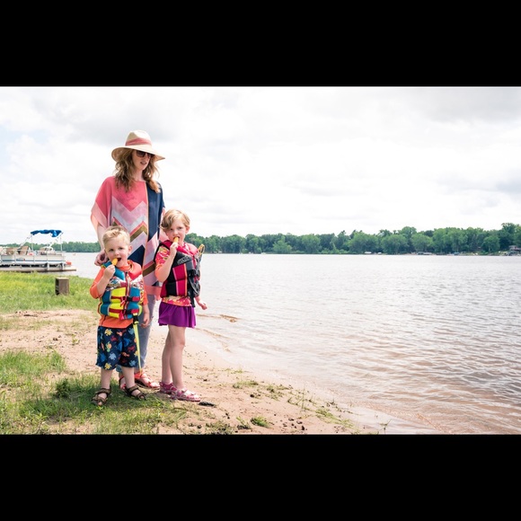 Meet your Posher, Joanna - Picture 3 of 4